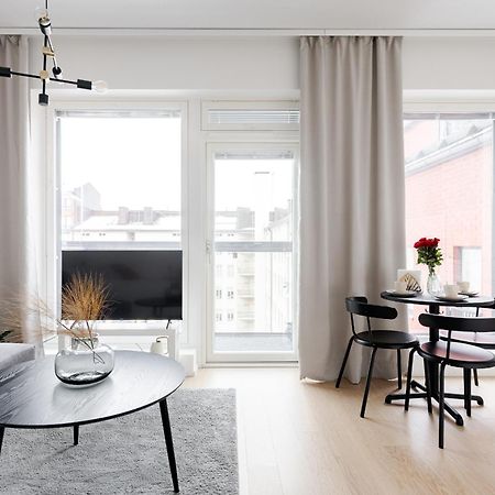 Apartamento Great Location, Quiet And New With Balcony&Cafe Tampere Exterior foto